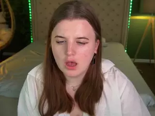 KristiMoons's Live Sex Cam Show