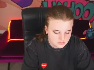 KristiMoons's Live Sex Cam Show
