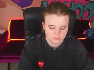KristiMoons's Live Sex Cam Show