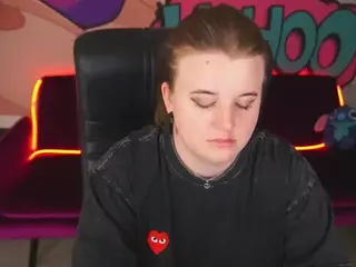 KristiMoons's Live Sex Cam Show