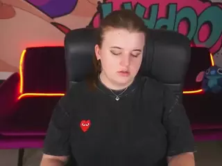KristiMoons's Live Sex Cam Show