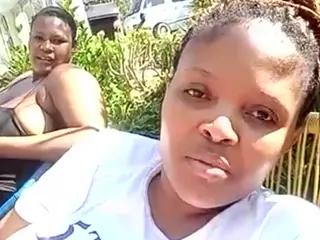 BigBoobeeLelo's Live Sex Cam Show
