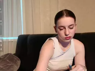 Trixy-Pixyw's Live Sex Cam Show