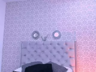 Abbyy-Saenz's Live Sex Cam Show