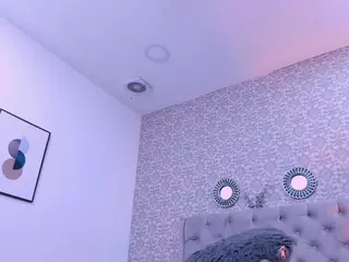 Abbyy-Saenz's Live Sex Cam Show