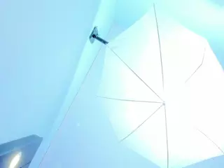 CataleyaBianchi's Live Sex Cam Show