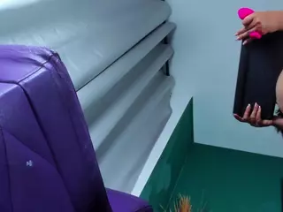 evaa-grey's Live Sex Cam Show