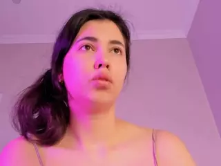 hoalann's Live Sex Cam Show
