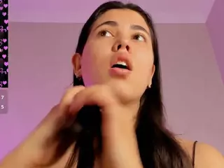 hoalann's Live Sex Cam Show