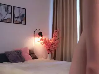 Ellie's Live Sex Cam Show