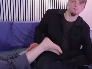 Saint-vicious's Live Sex Cam Show