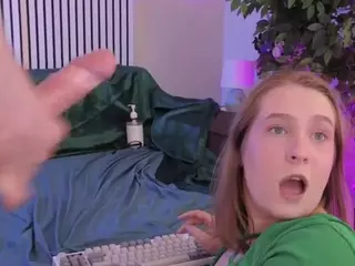 Saint-vicious's Live Sex Cam Show