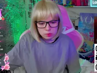Chio-Mio's Live Sex Cam Show