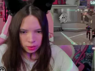 Chio-Mio's Live Sex Cam Show