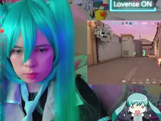 Chio-Mio's Live Sex Cam Show