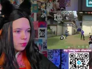 Chio-Mio's Live Sex Cam Show