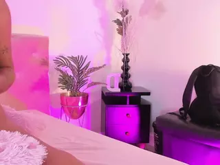 DaniLopezzz's Live Sex Cam Show