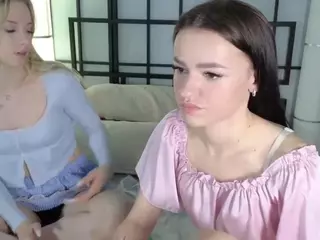 elizzzza's Live Sex Cam Show
