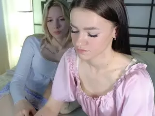 elizzzza's Live Sex Cam Show