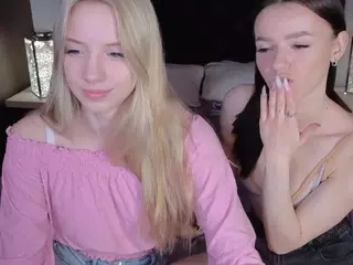 elizzzza's Live Sex Cam Show