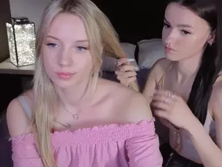 elizzzza's Live Sex Cam Show