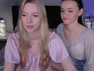 elizzzza's Live Sex Cam Show