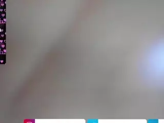 hannasohiia's Live Sex Cam Show
