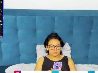 hannasohiia's Live Sex Cam Show