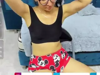 hannasohiia's Live Sex Cam Show