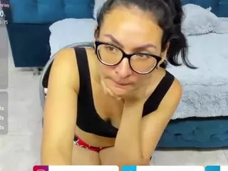 hannasohiia's Live Sex Cam Show