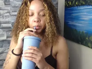 REDBONELOLLY's Live Sex Cam Show