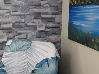 REDBONELOLLY's Live Sex Cam Show
