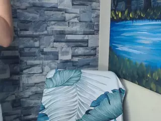 REDBONELOLLY's Live Sex Cam Show