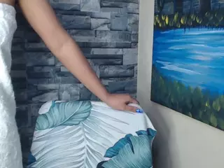 REDBONELOLLY's Live Sex Cam Show