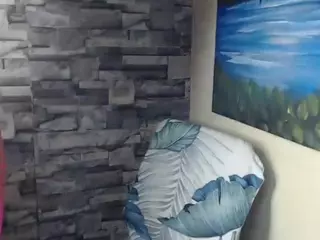 REDBONELOLLY's Live Sex Cam Show