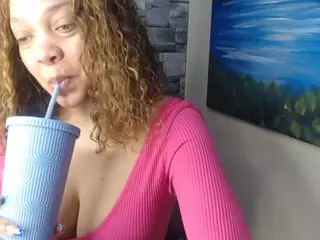REDBONELOLLY's Live Sex Cam Show