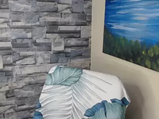 REDBONELOLLY's Live Sex Cam Show