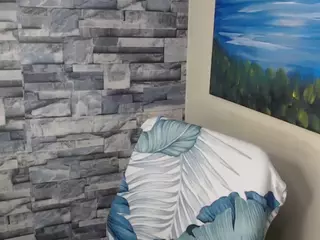 REDBONELOLLY's Live Sex Cam Show