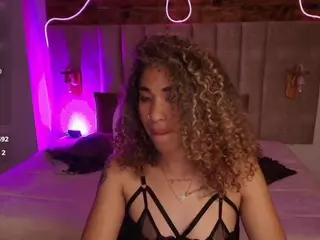 rihanna-brooks's Live Sex Cam Show