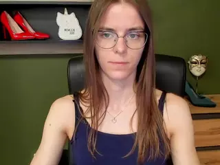 MegiDesire's Live Sex Cam Show
