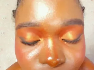 SARAA-COLLIINS's Live Sex Cam Show