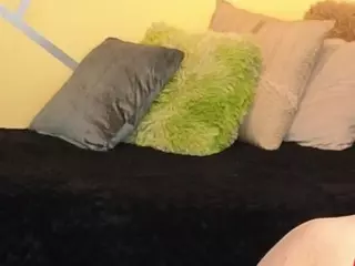 shirlyrojas's Live Sex Cam Show
