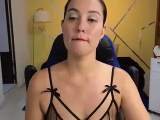 shirlyrojas's Live Sex Cam Show