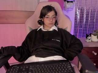 Live cam show with sofi-soft
