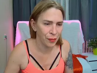 TessaDaybreak's Live Sex Cam Show