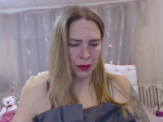 TessaDaybreak's Live Sex Cam Show