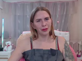 TessaDaybreak's Live Sex Cam Show