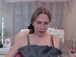 TessaDaybreak's Live Sex Cam Show