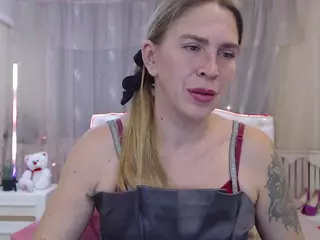 TessaDaybreak's Live Sex Cam Show
