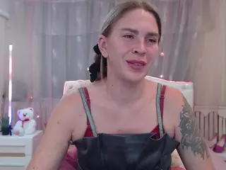 TessaDaybreak's Live Sex Cam Show